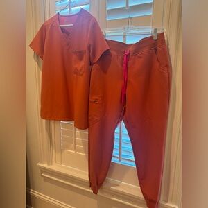 Zamora- Petite Jogger Scrub Pants and Catarina- One-Pocket Scrub Top